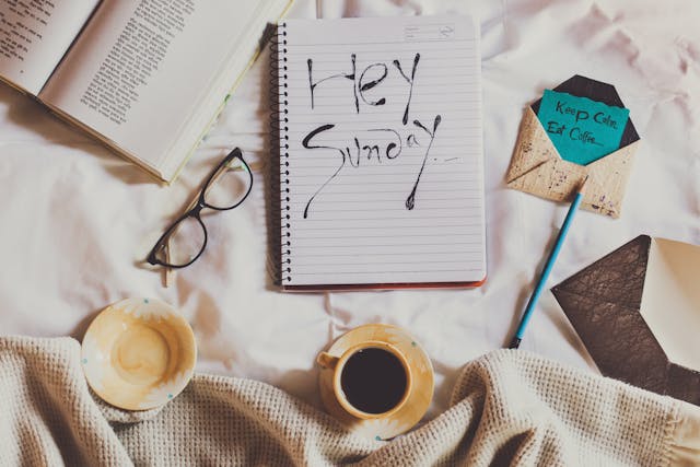 21-Item Sunday Reset Checklist for Overthinker Women